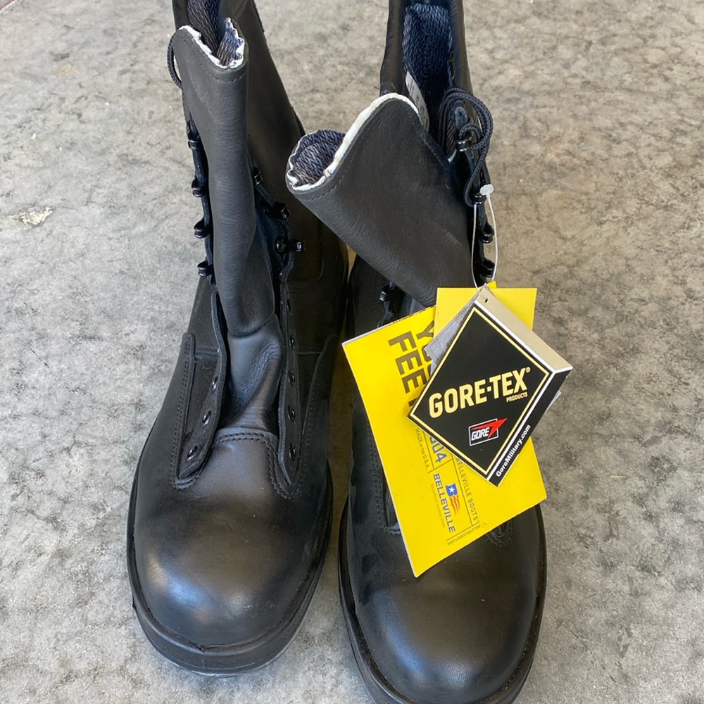 Belleville Steel toe boots new